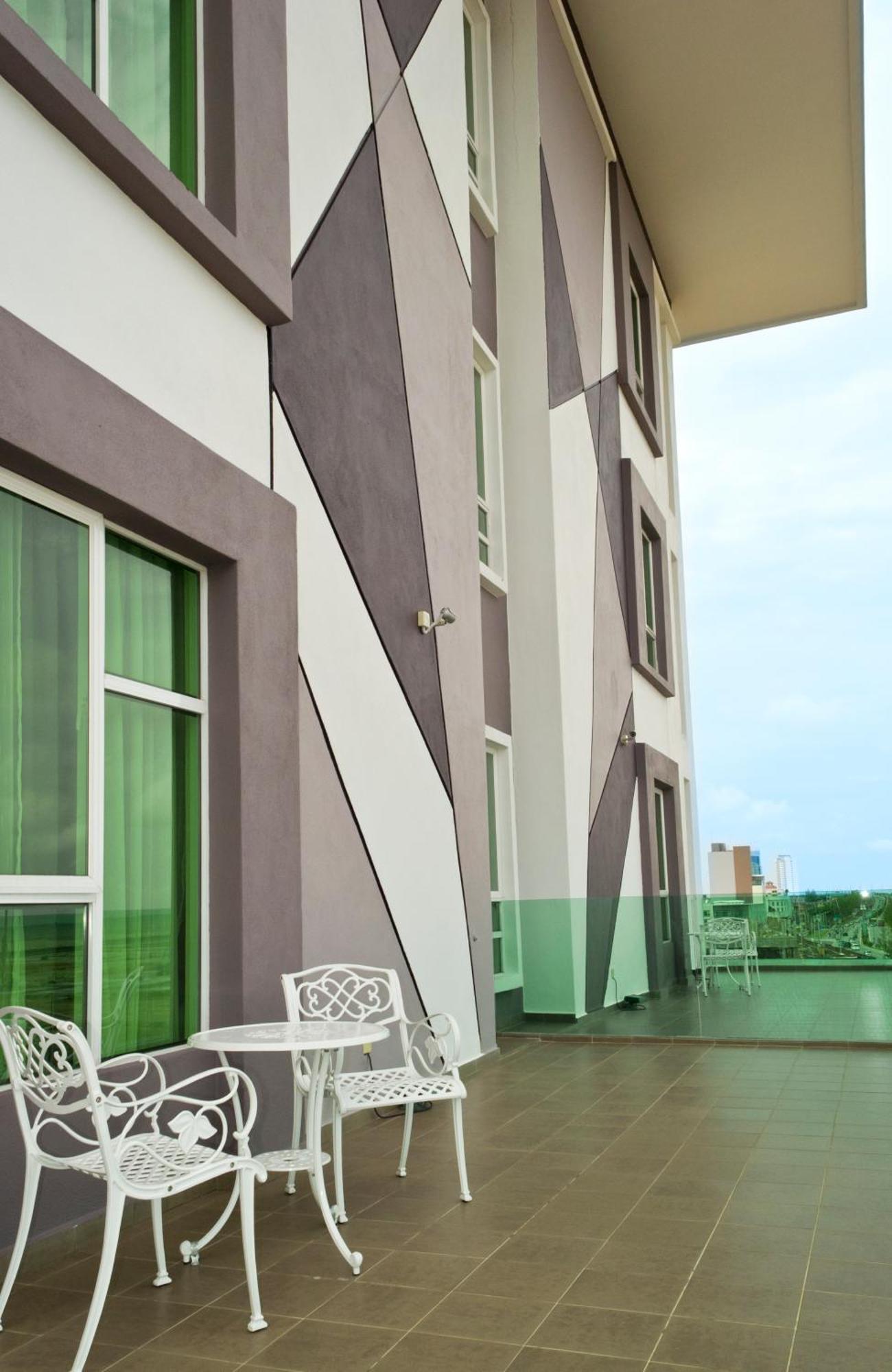 Marvelux Hotel Malacca Buitenkant foto