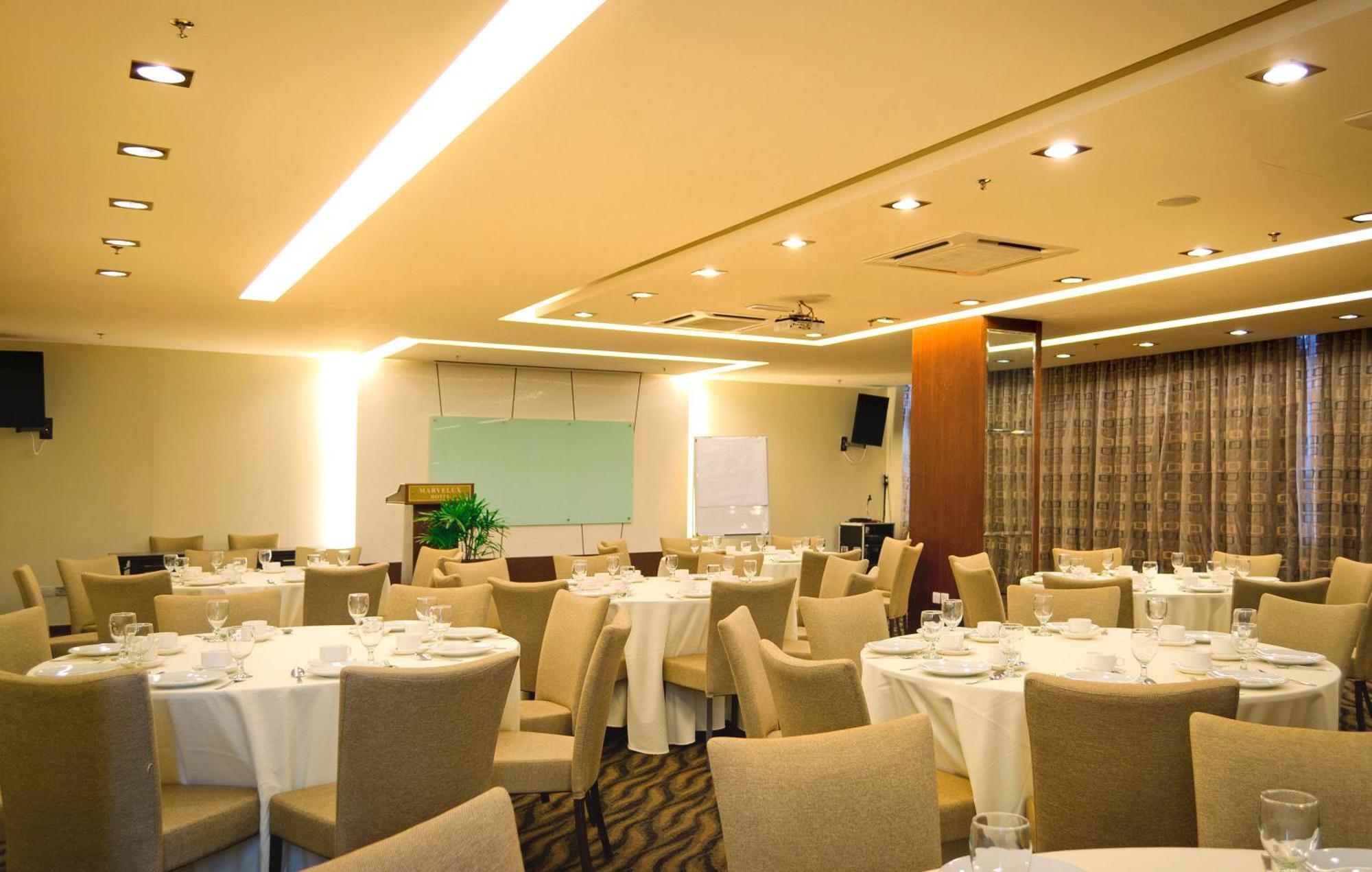 Marvelux Hotel Malacca Buitenkant foto