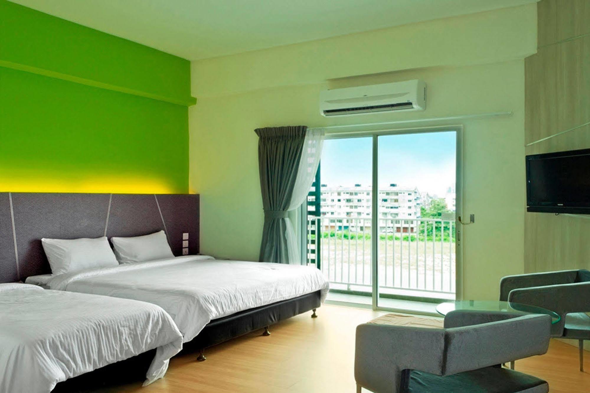 Marvelux Hotel Malacca Buitenkant foto